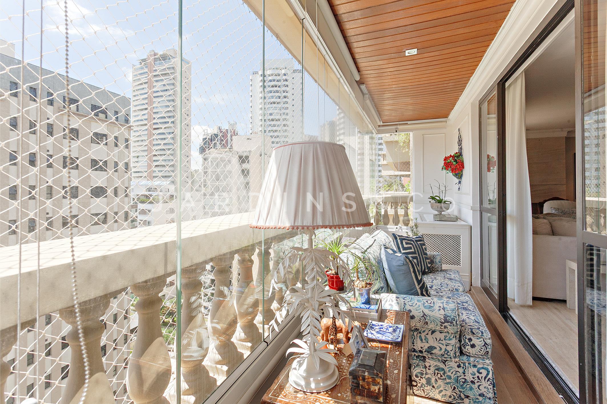 Apartamento no Cidade Jardim 