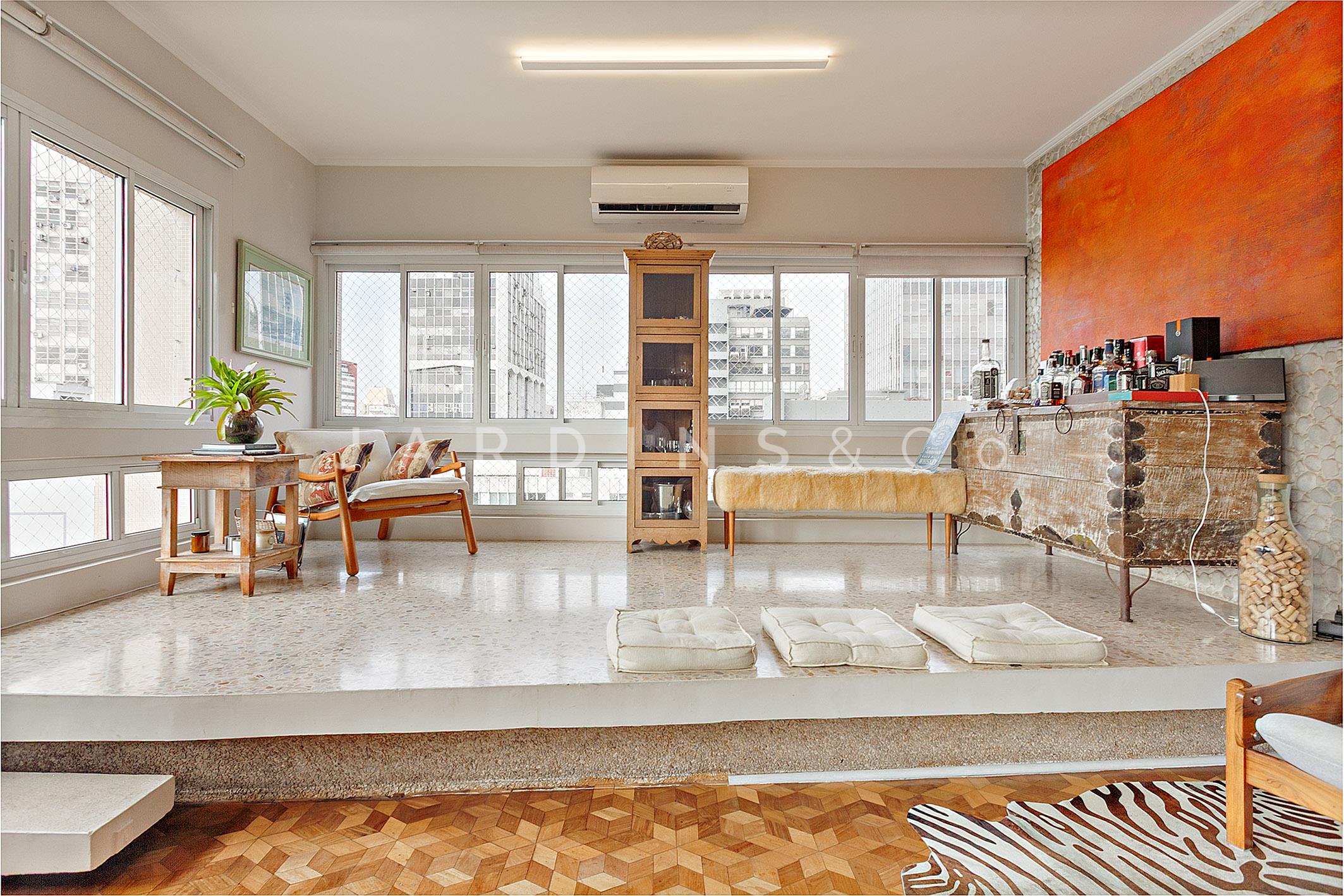 Apartamento no Paraíso