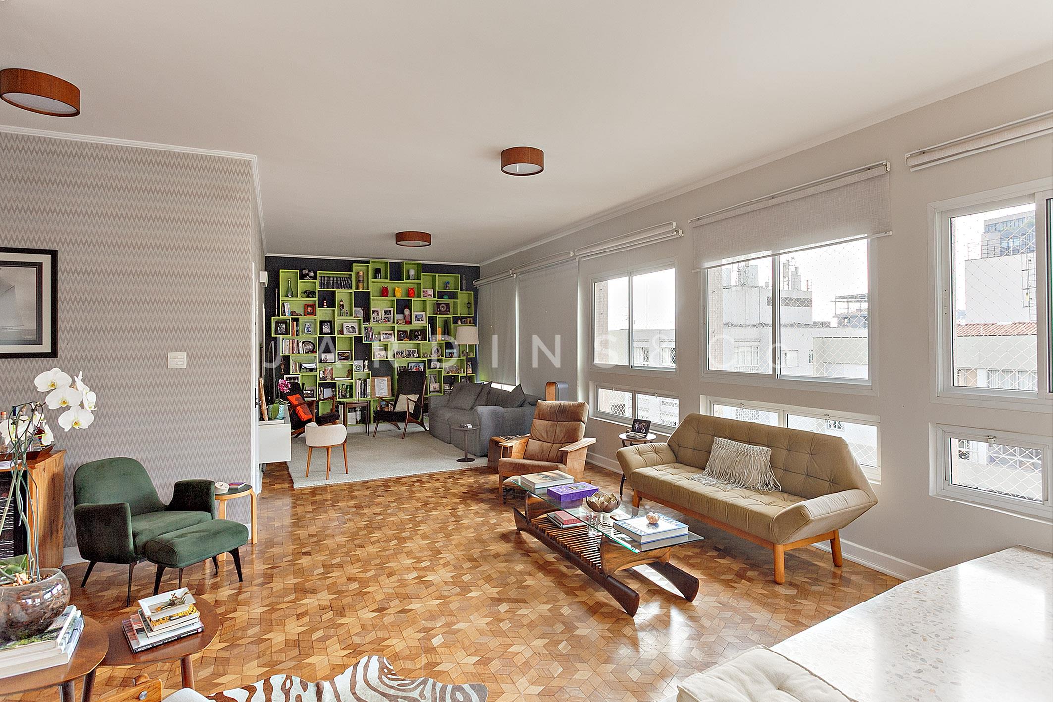 Apartamento no Paraíso