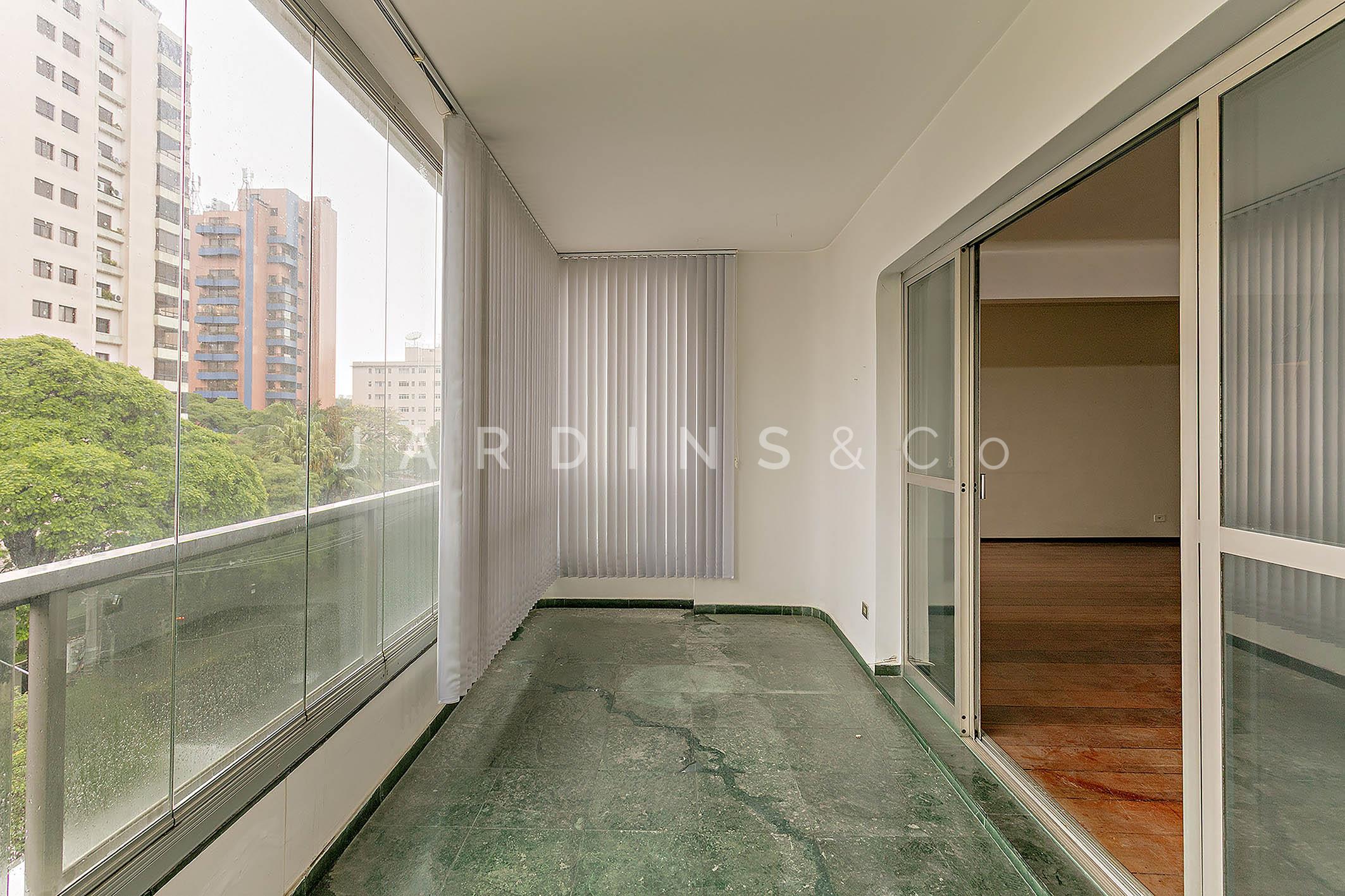 Apartamento no Indianópolis