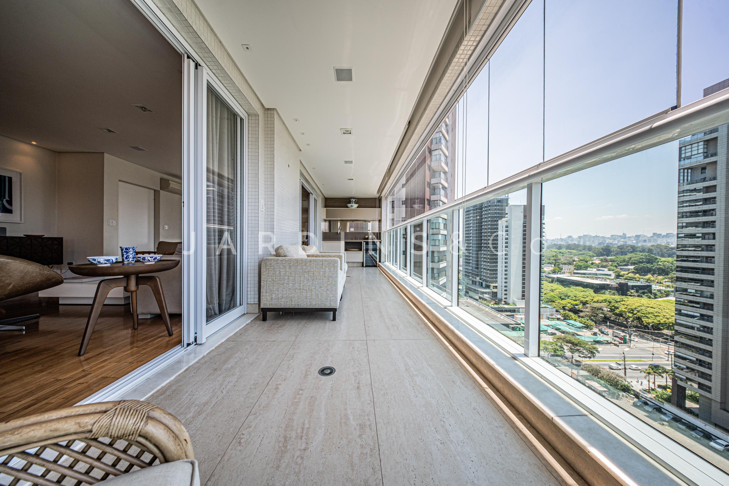 Apartamento no Indianópolis