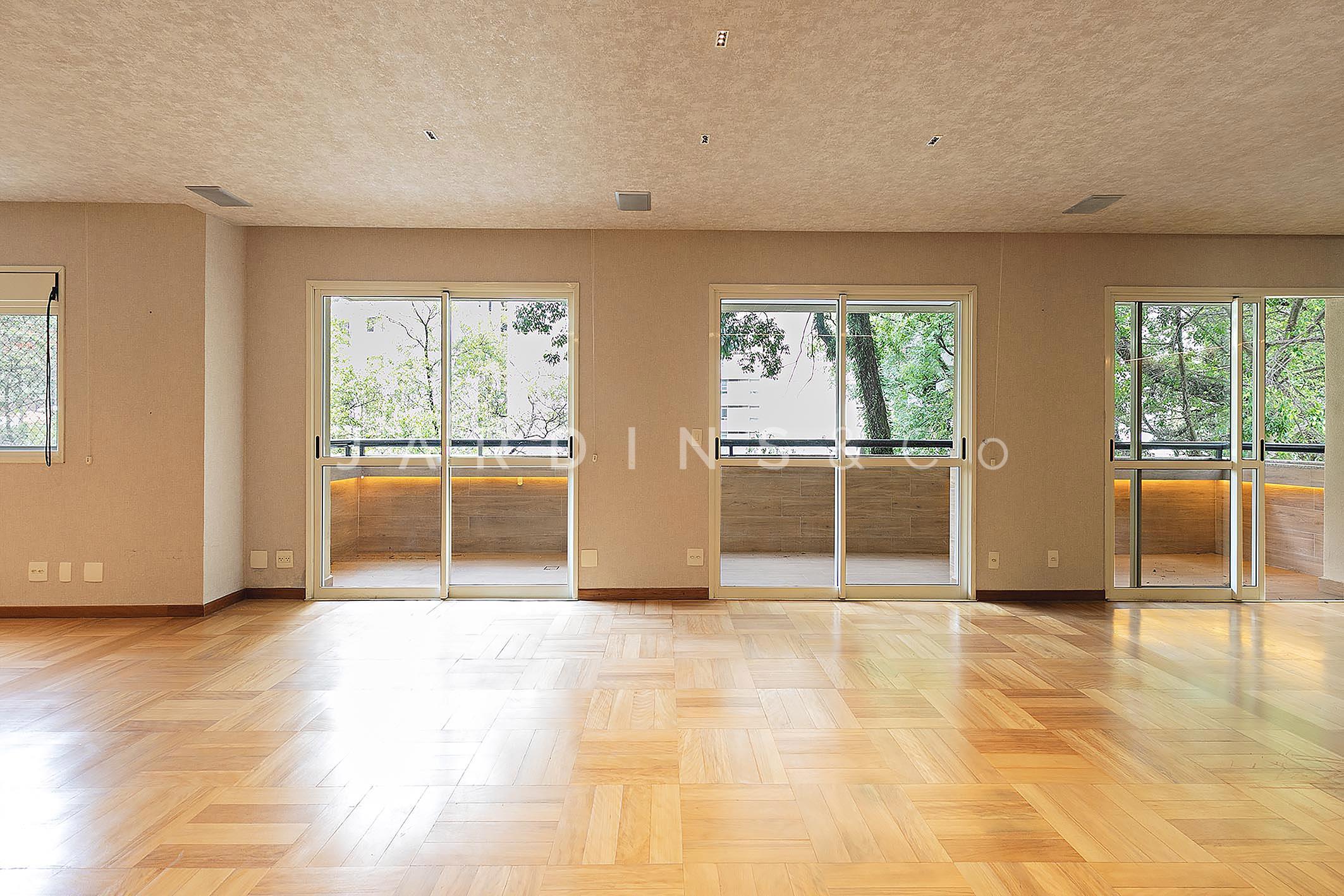 Apartamento no Paraíso