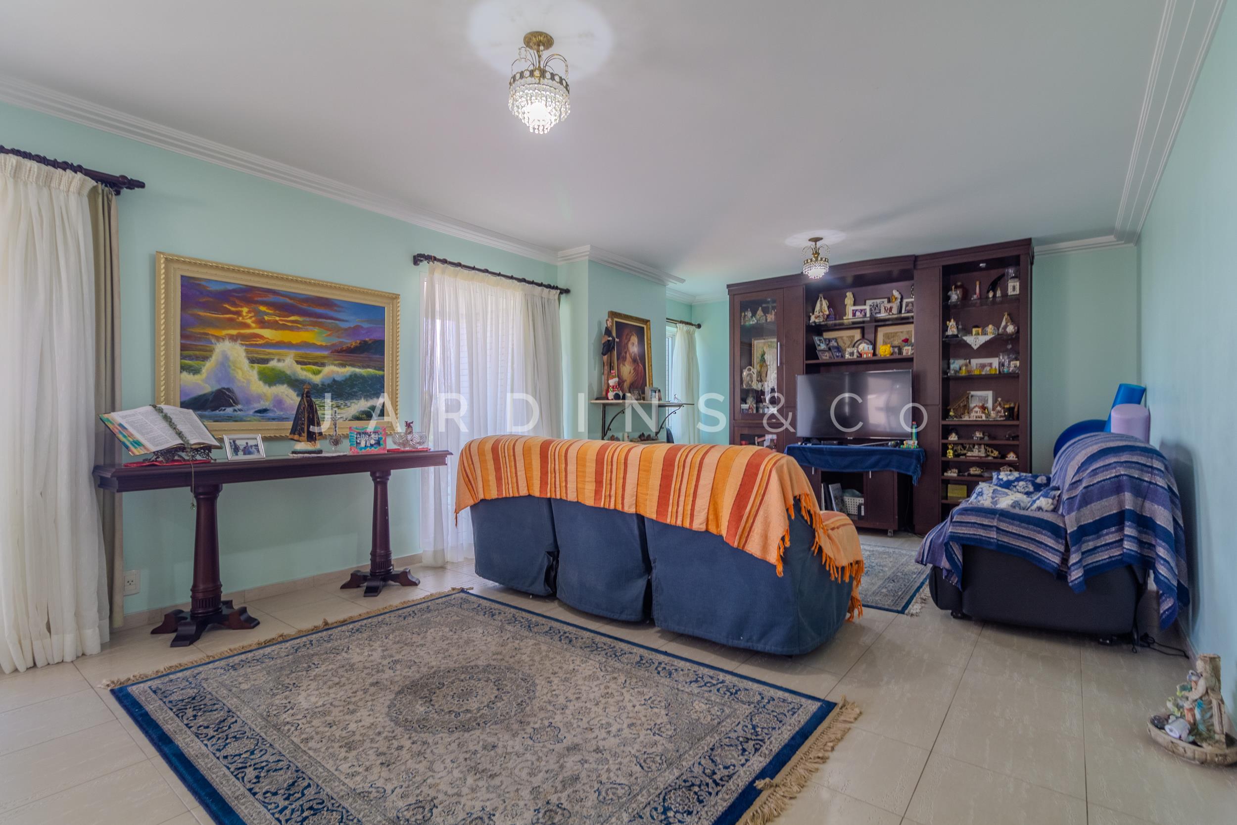 Apartamento no Paraíso
