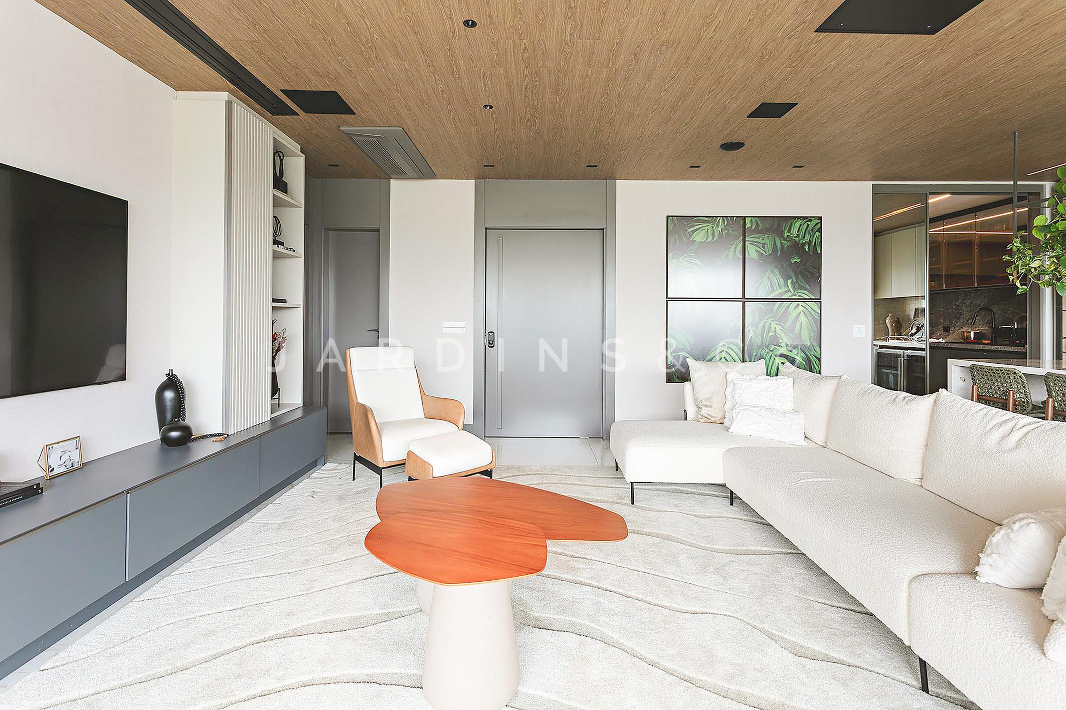 Apartamento no Real Parque