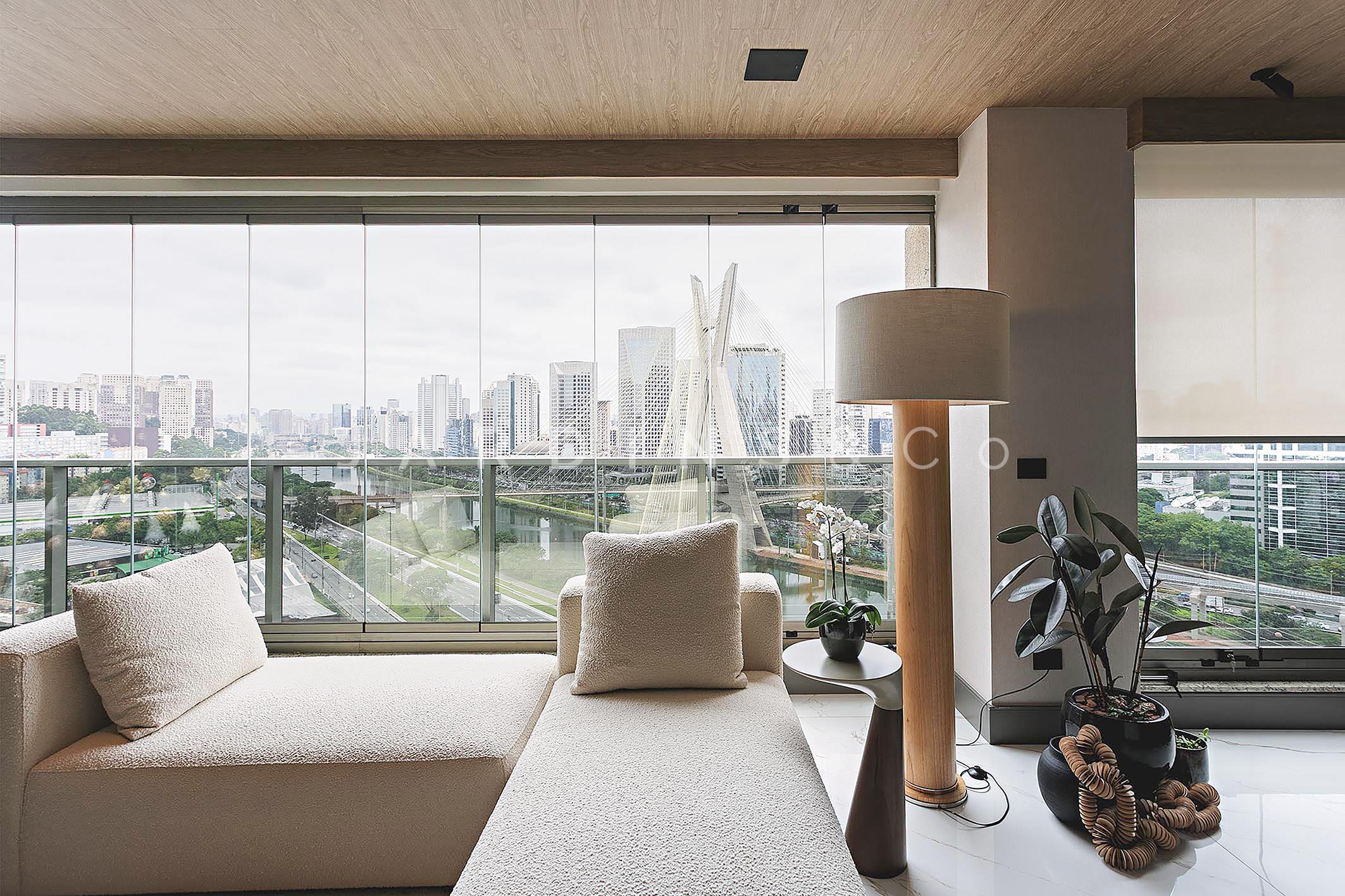 Apartamento no Real Parque