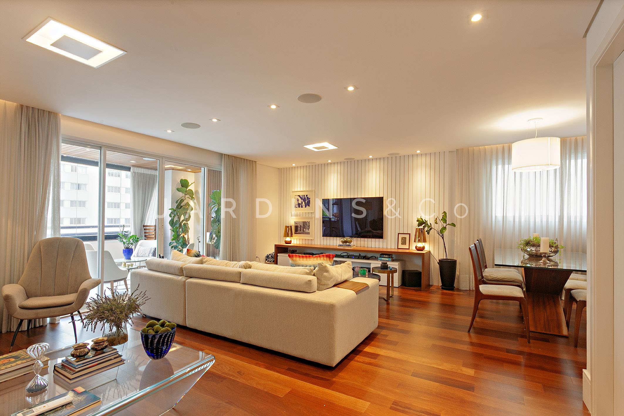 Apartamento no Indianópolis