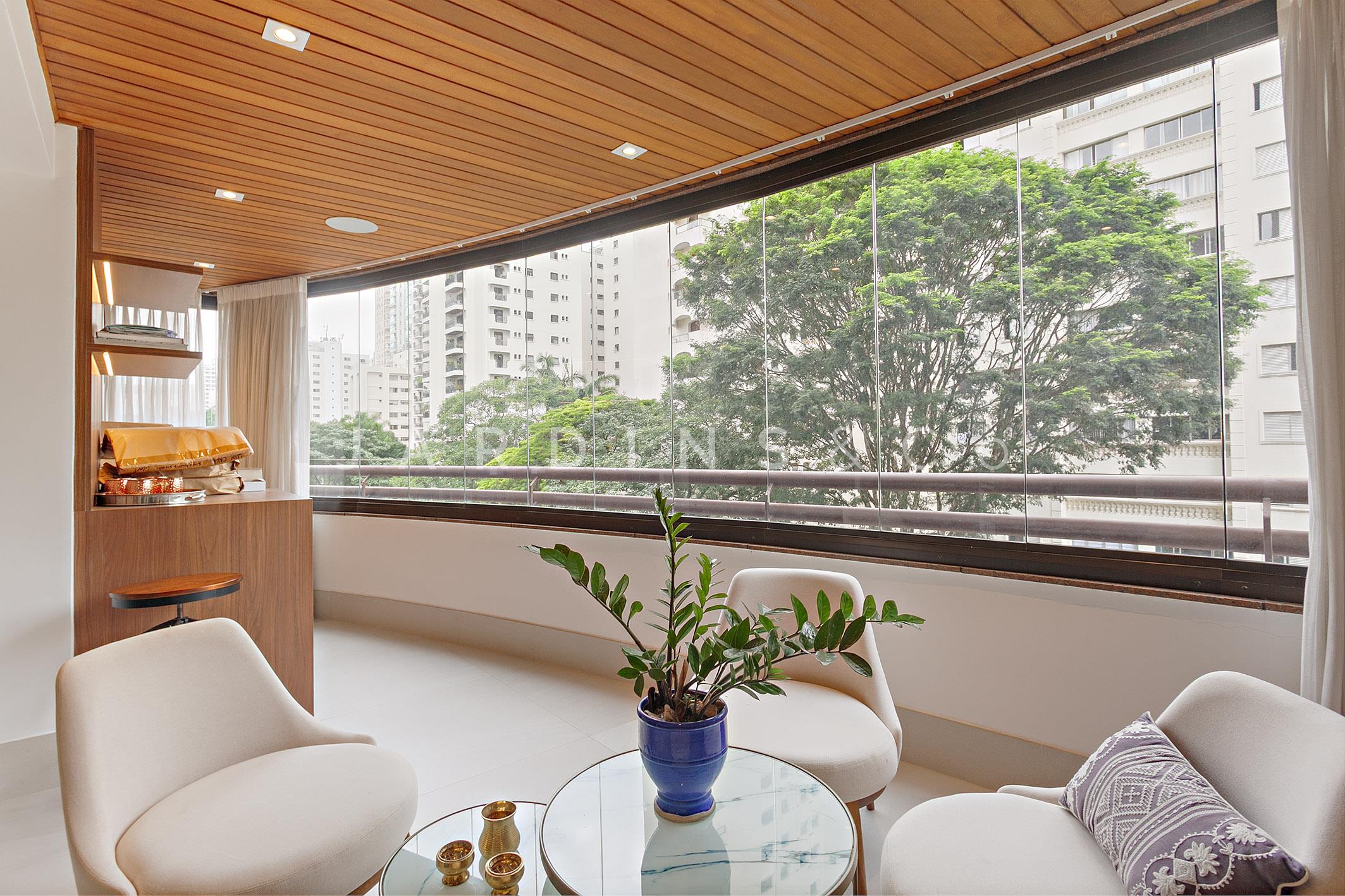 Apartamento no Indianópolis