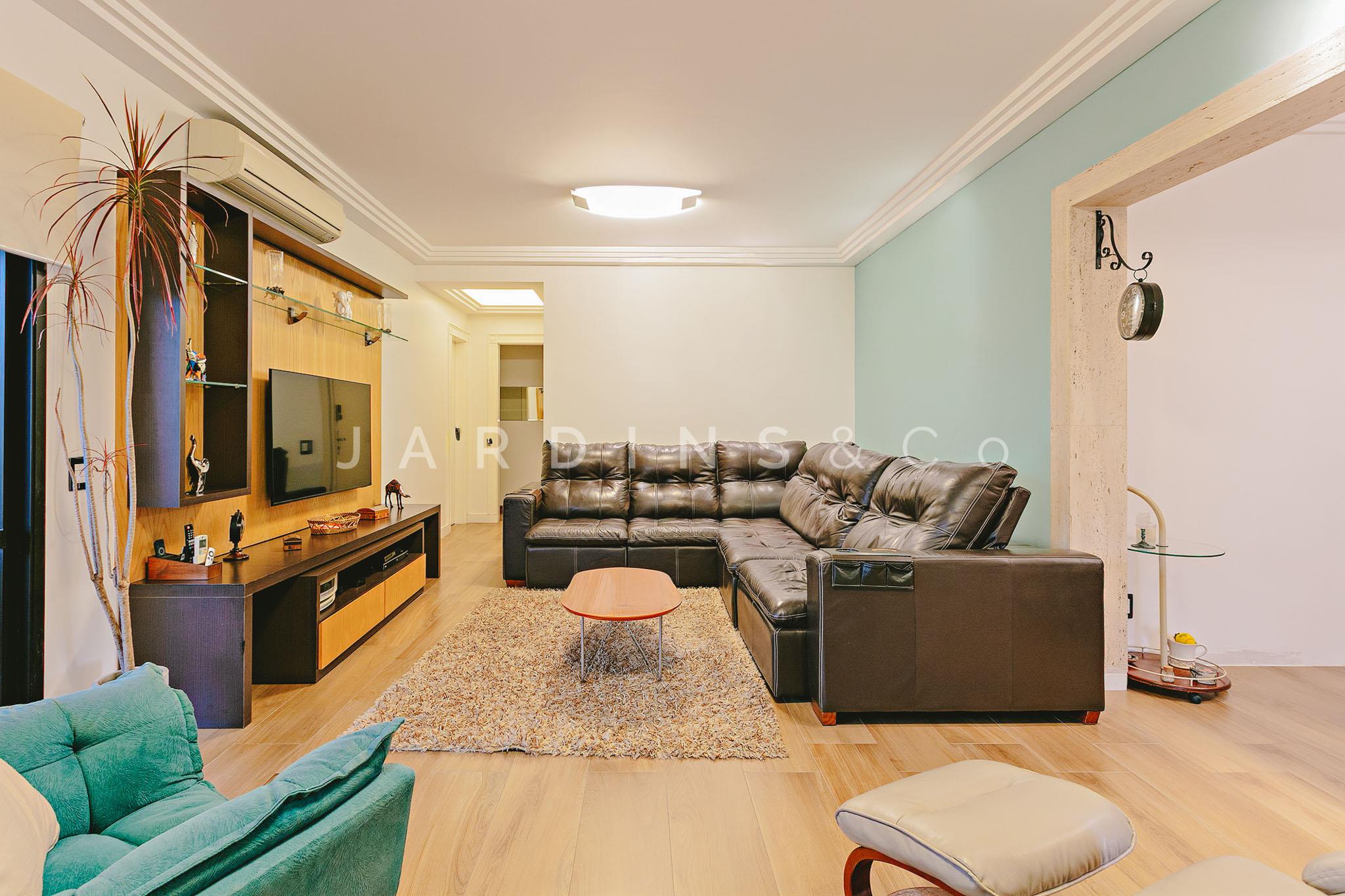 Apartamento no Moema Pássaros