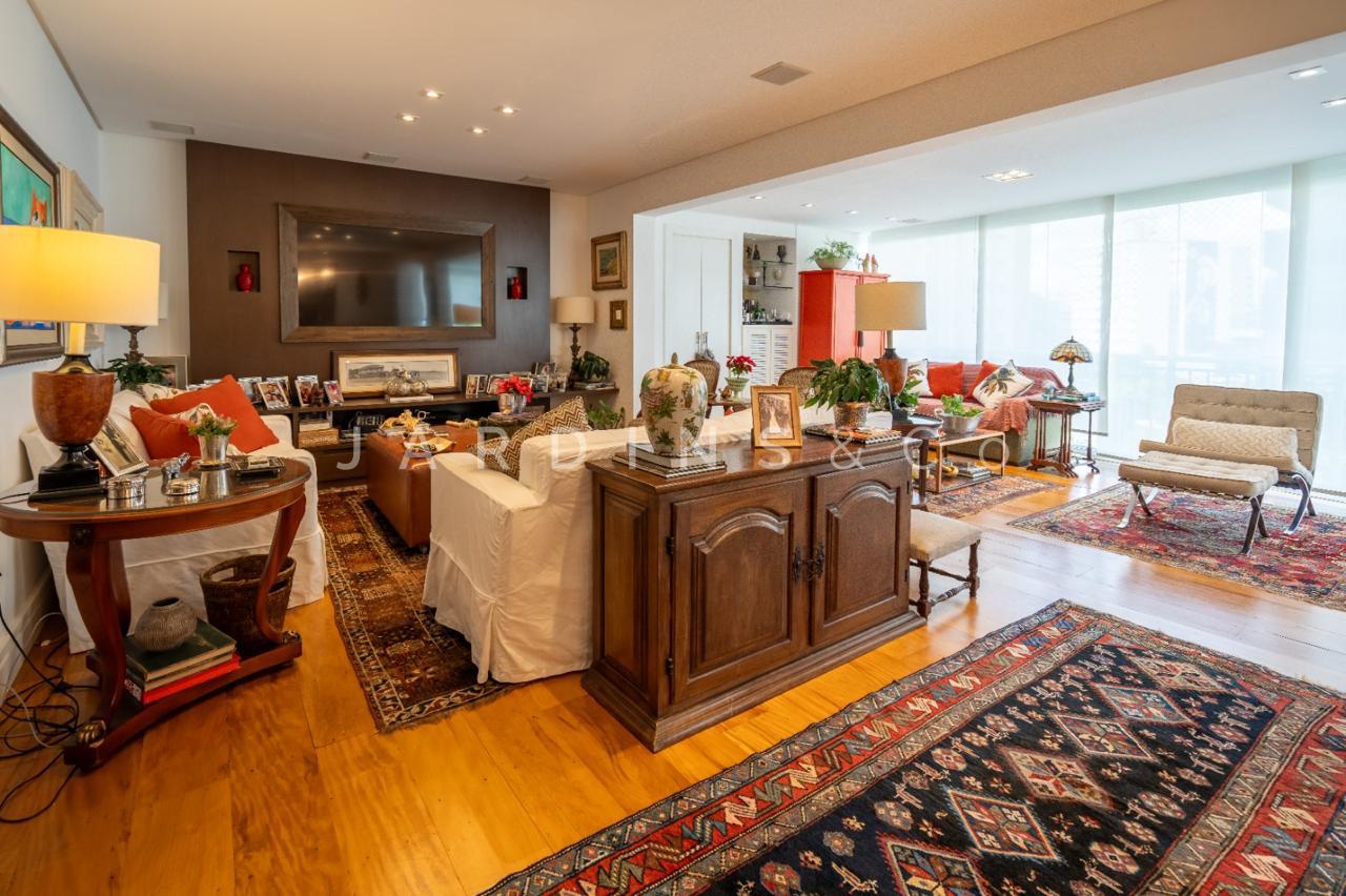 Apartamento no Itaim Bibi