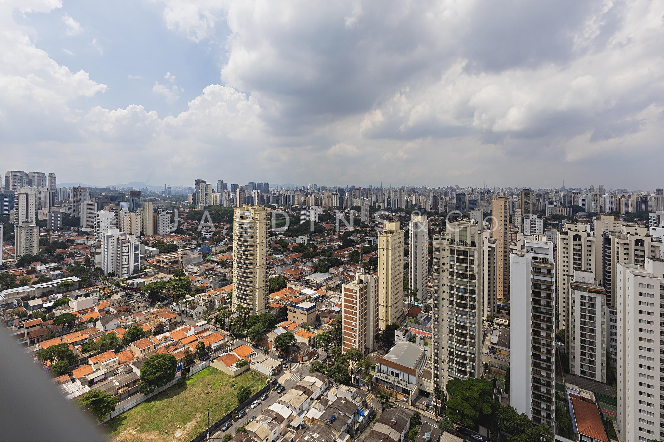 Cobertura no Cidade Monções