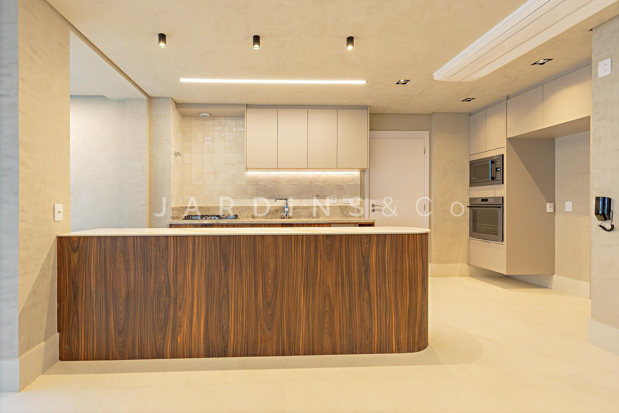 Apartamento no Moema Pássaros