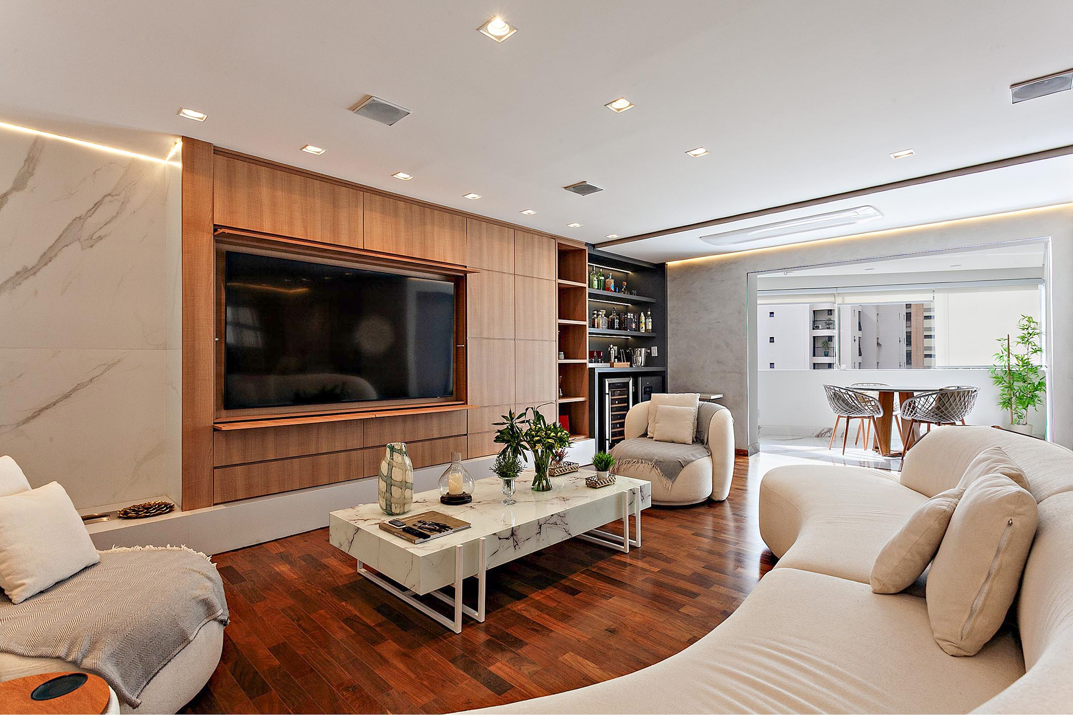 Apartamento no Indianópolis