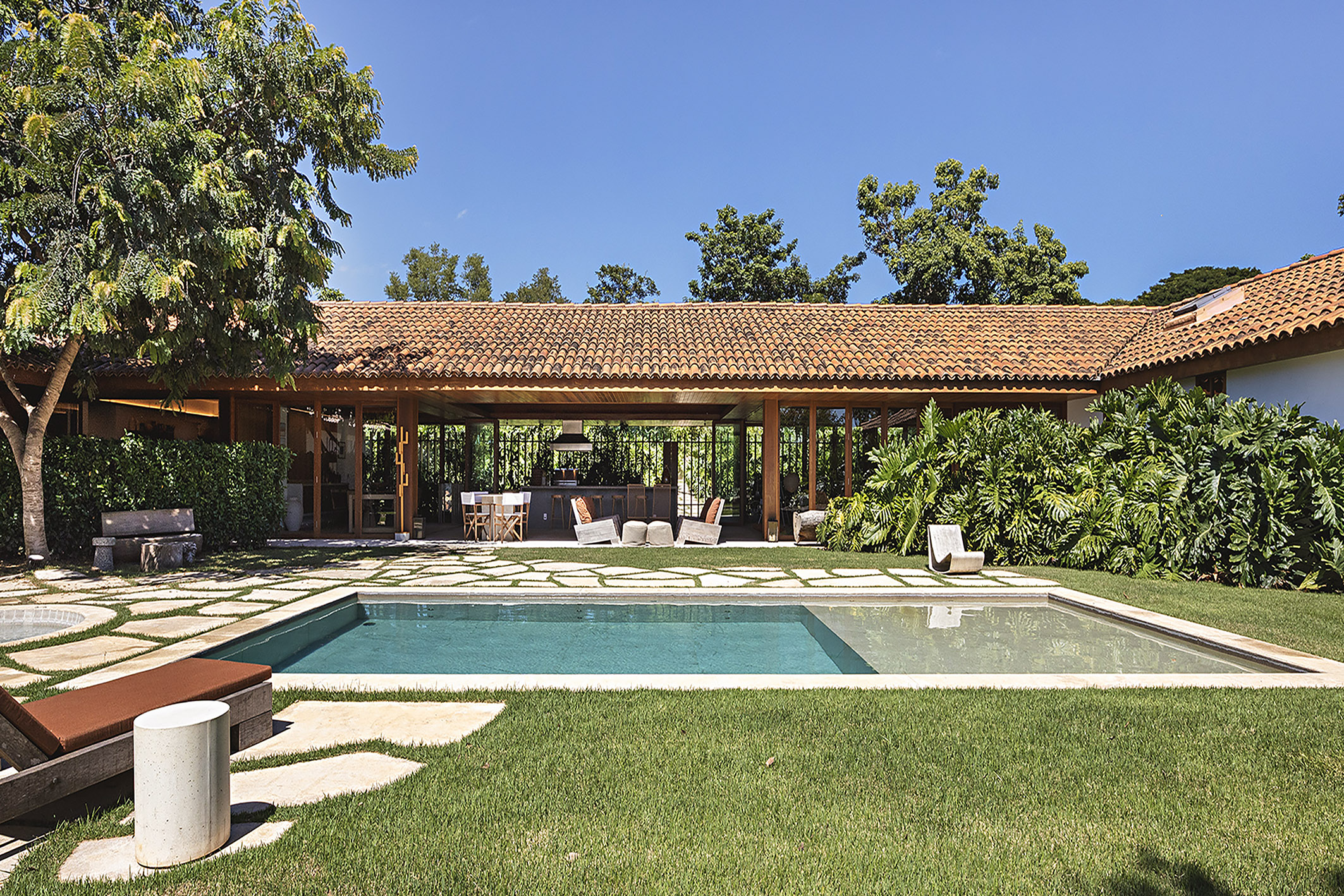 Casa em Condomínio no Chácara Jaraguá