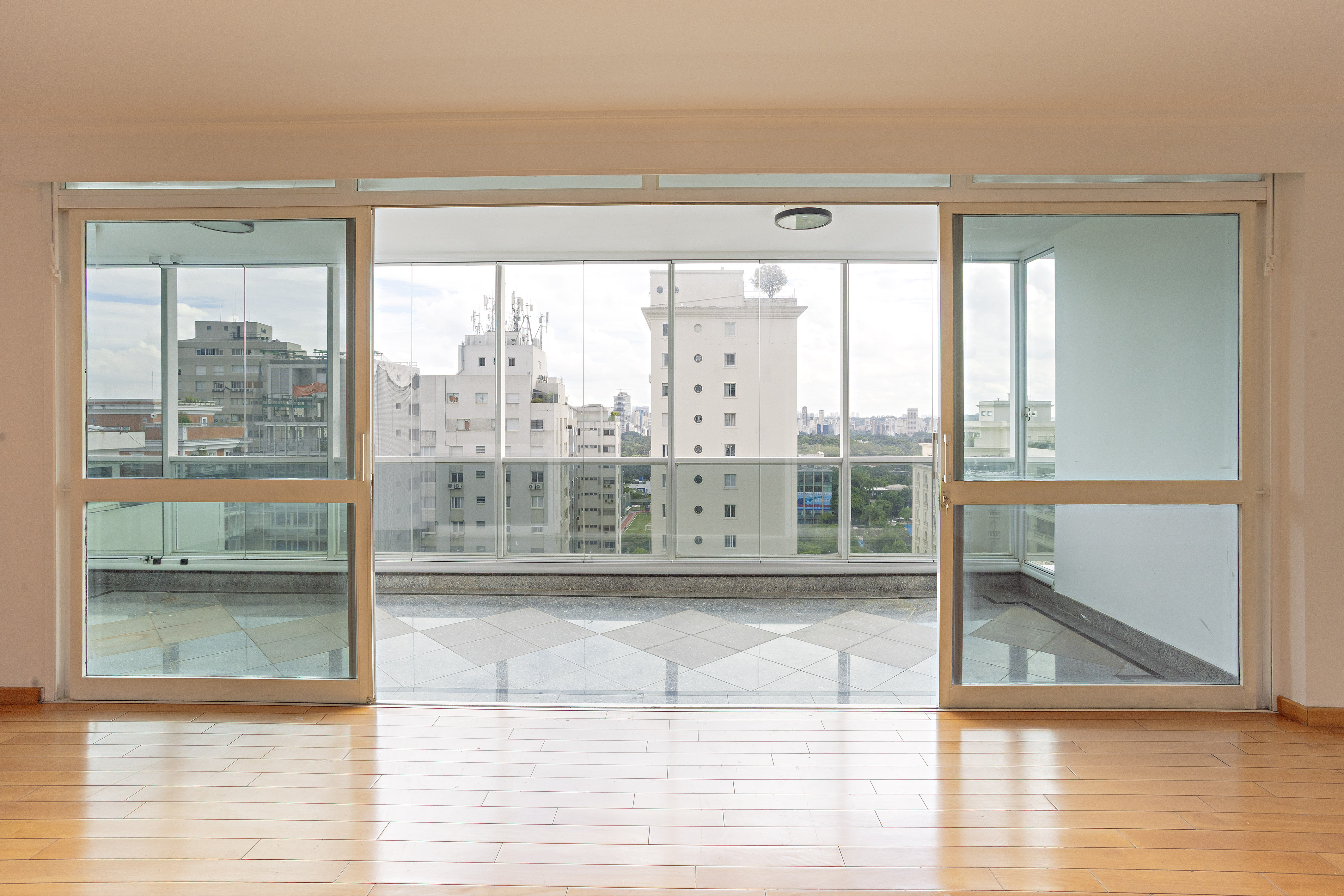 Apartamento no Cerqueira César