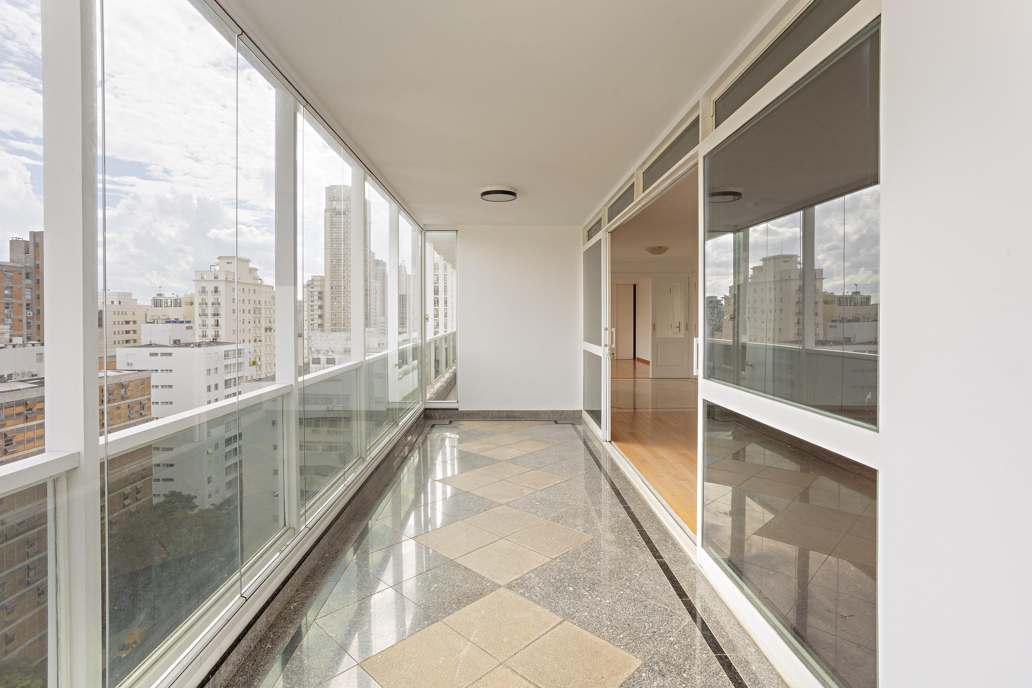 Apartamento no Cerqueira César
