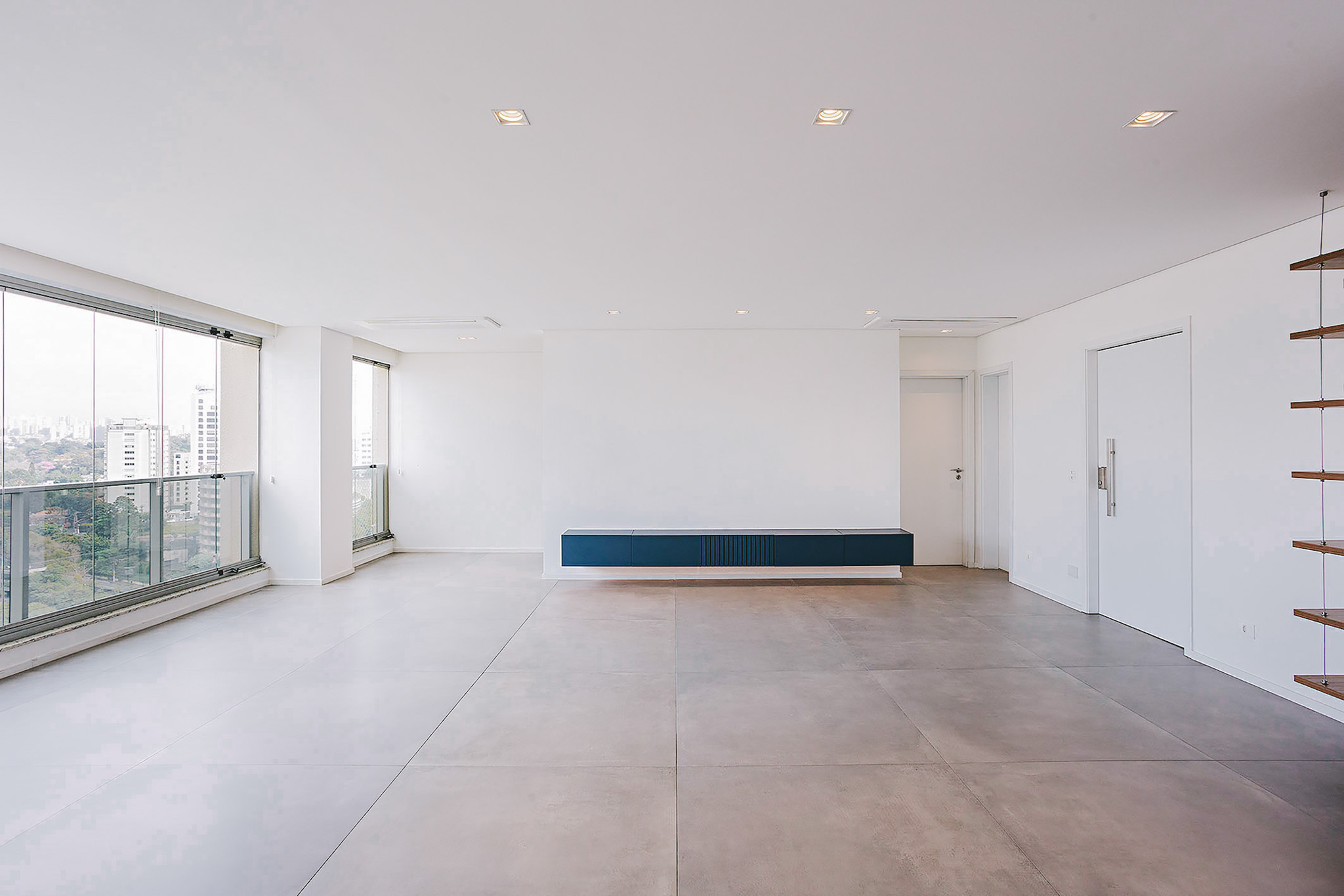 Apartamento no Real Parque