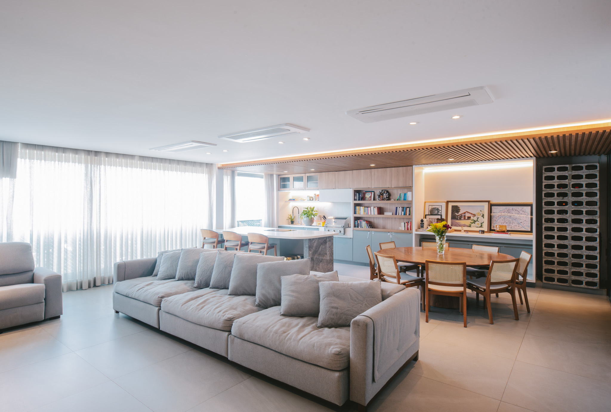 Apartamento no Real Parque