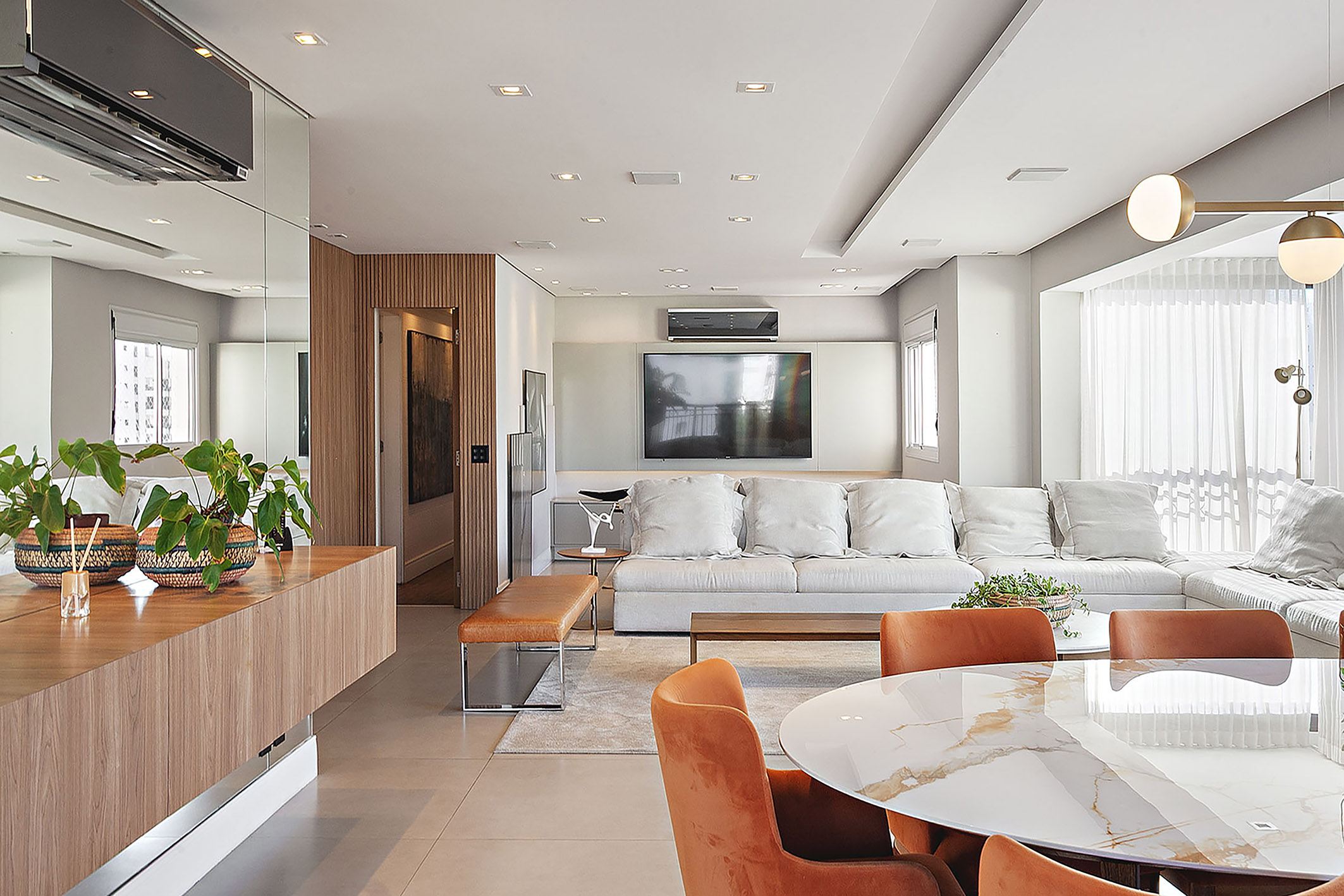 Apartamento no Indianópolis