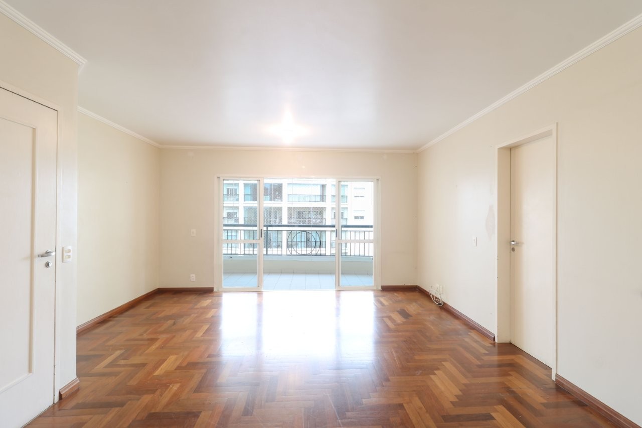 Apartamento no Indianópolis