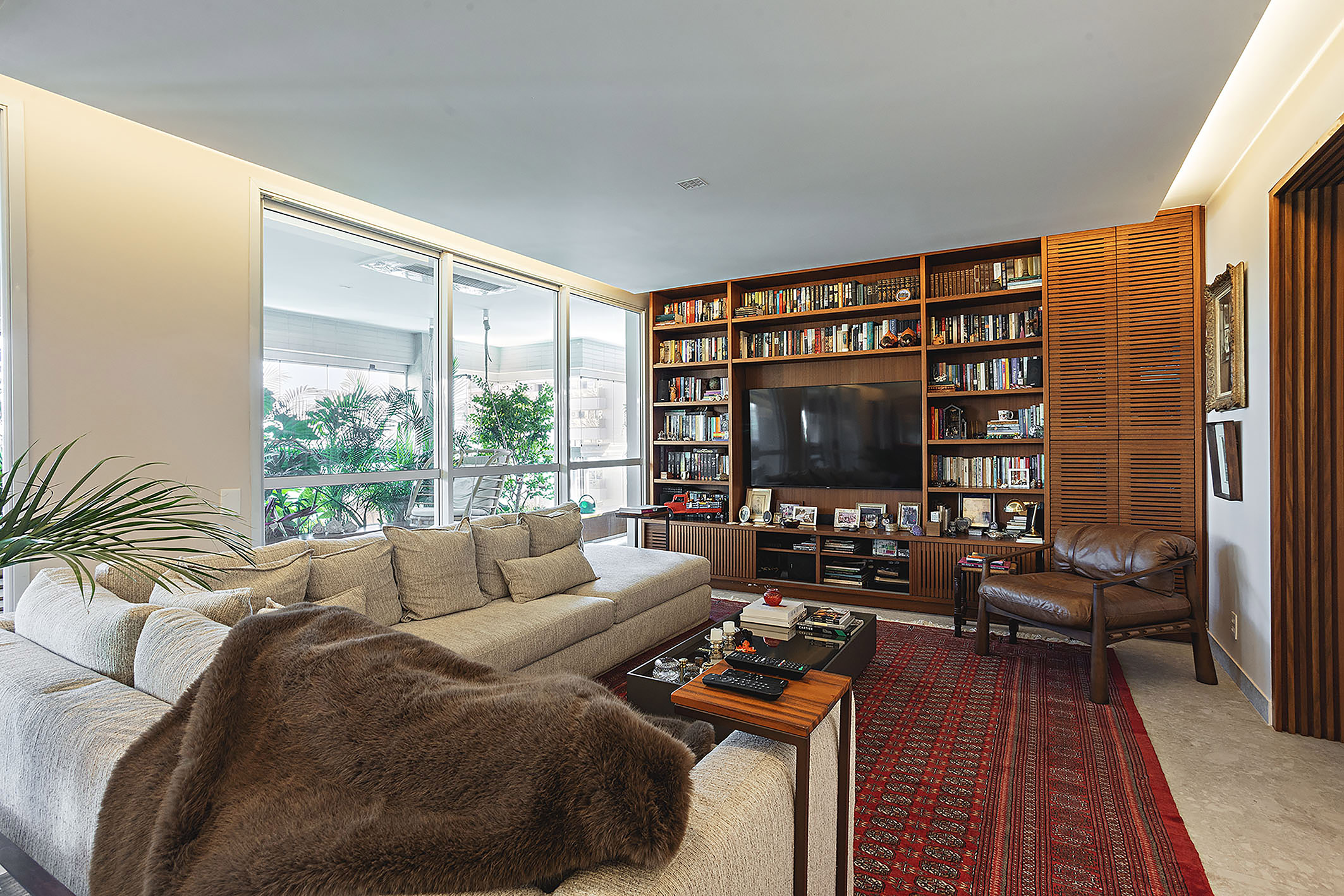 Apartamento no Paraíso
