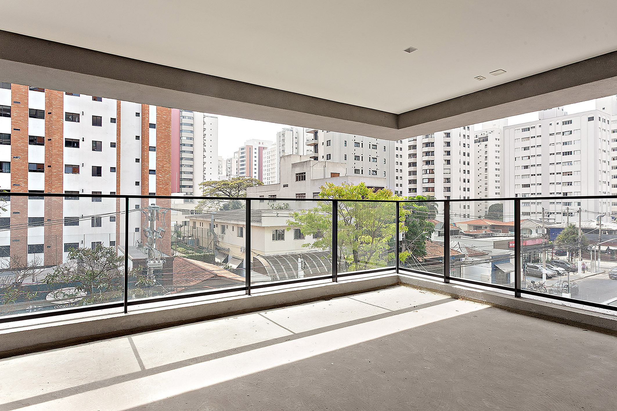 Apartamento no Moema Pássaros