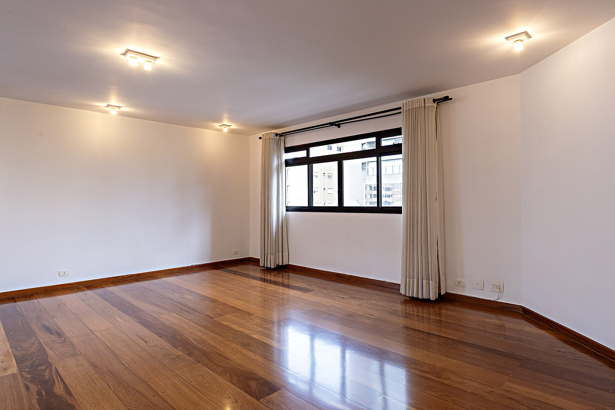 Apartamento no Indianópolis