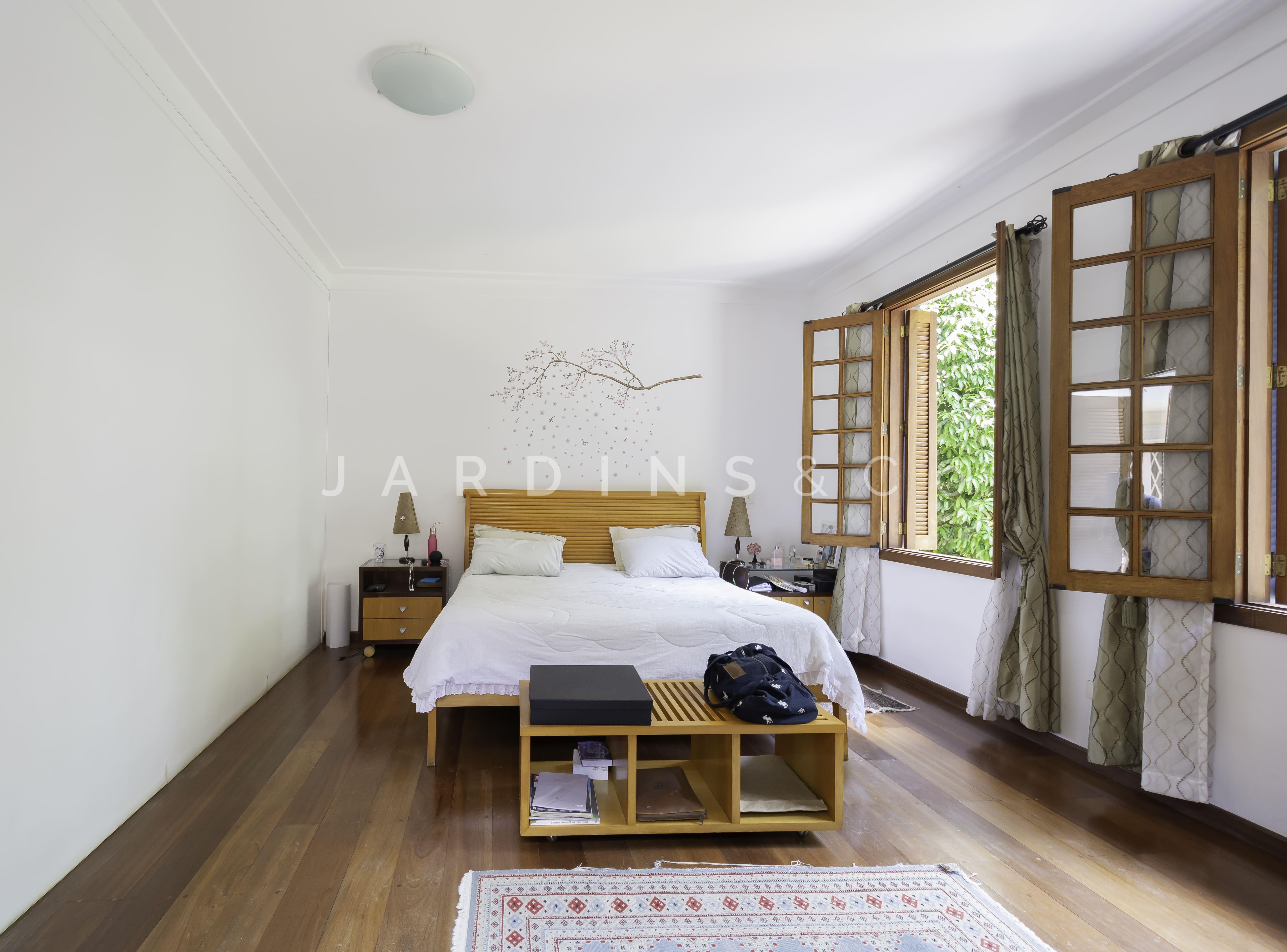 Casa em Condomínio no Jardim Petrópolis