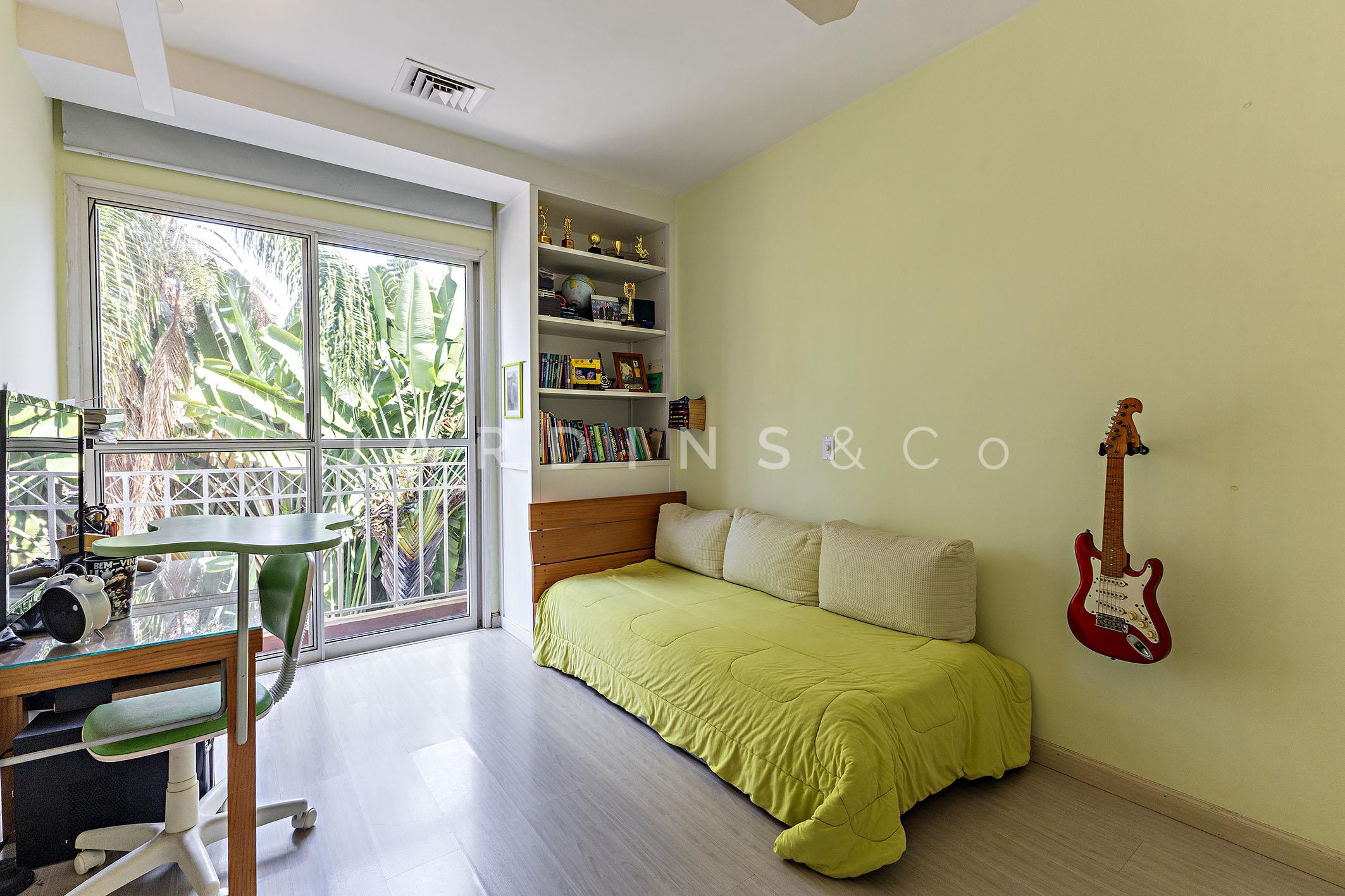 Casa em Condomínio no Santo Amaro