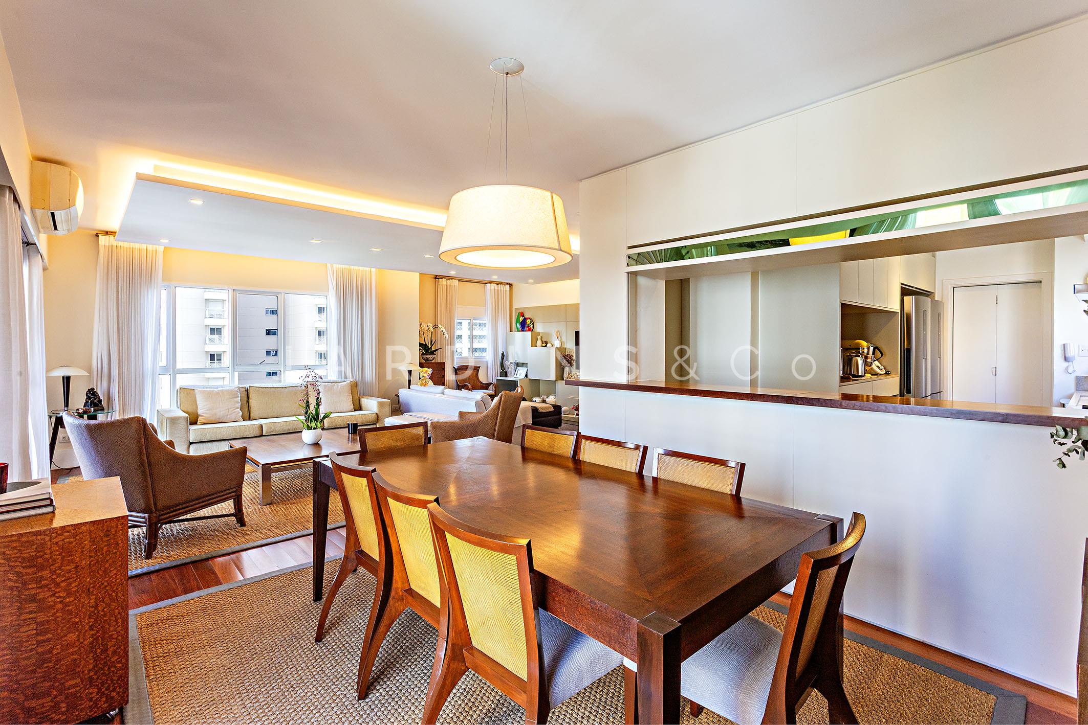Apartamento no Paraíso
