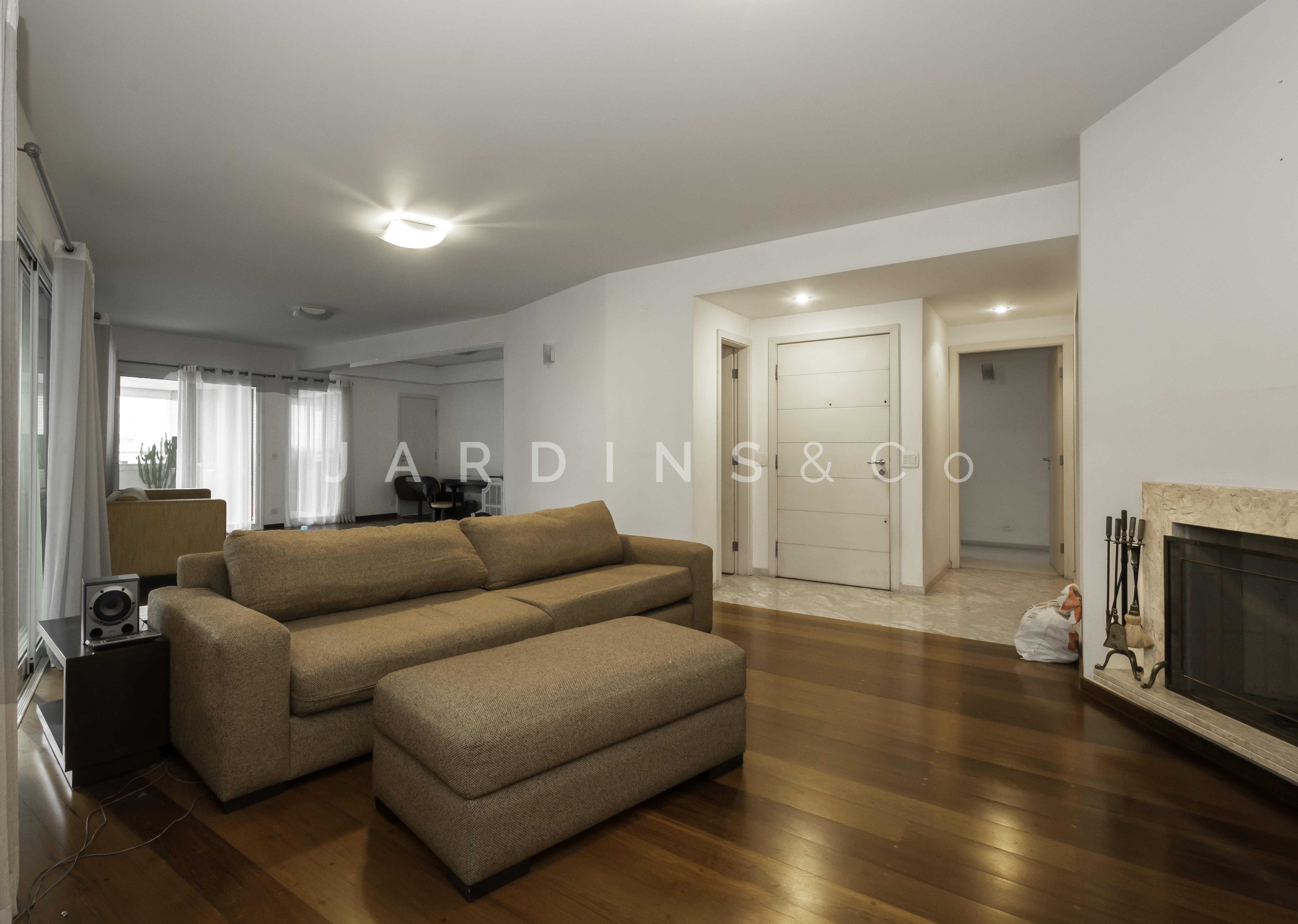 Apartamento no Paraíso