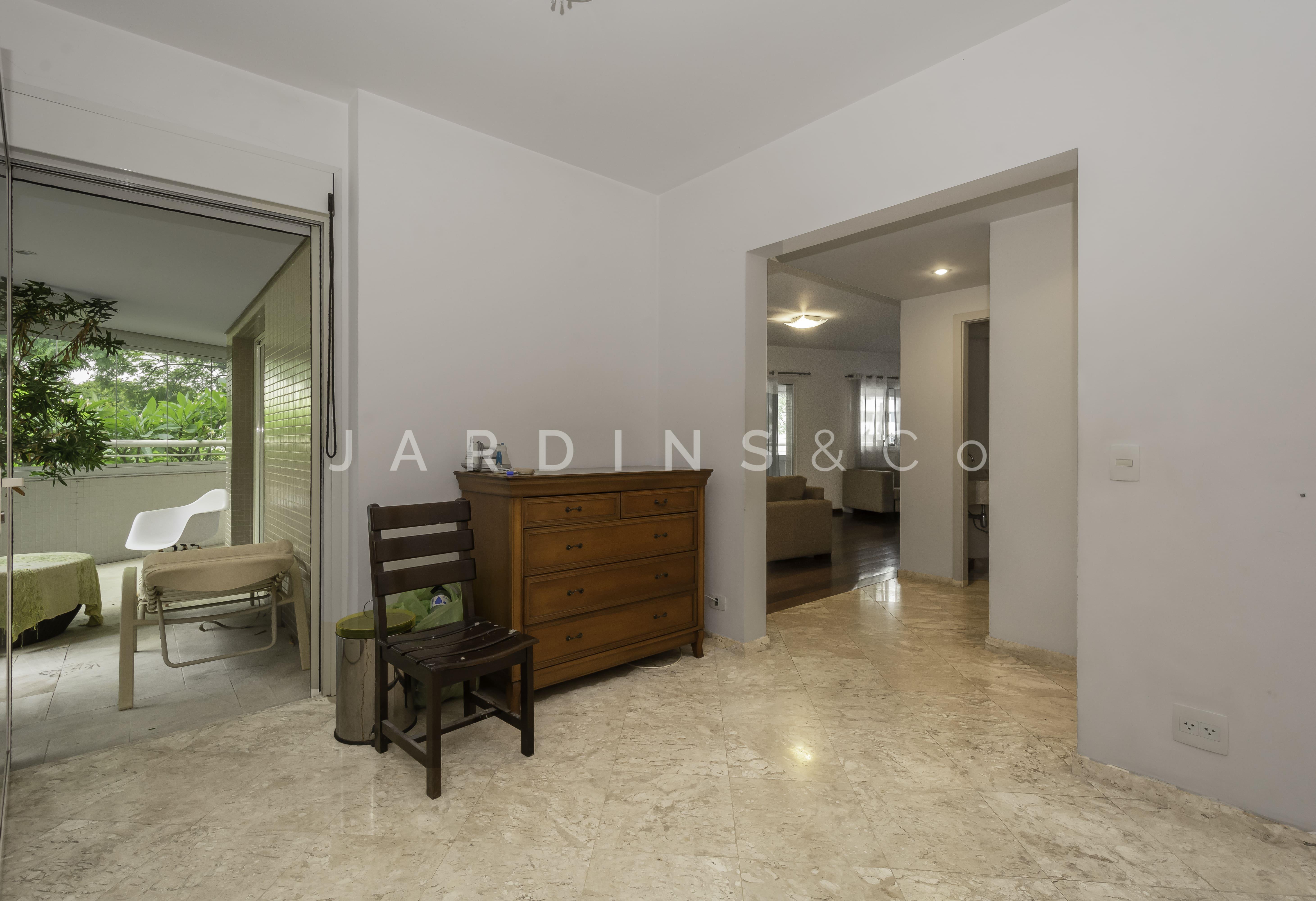 Apartamento no Paraíso